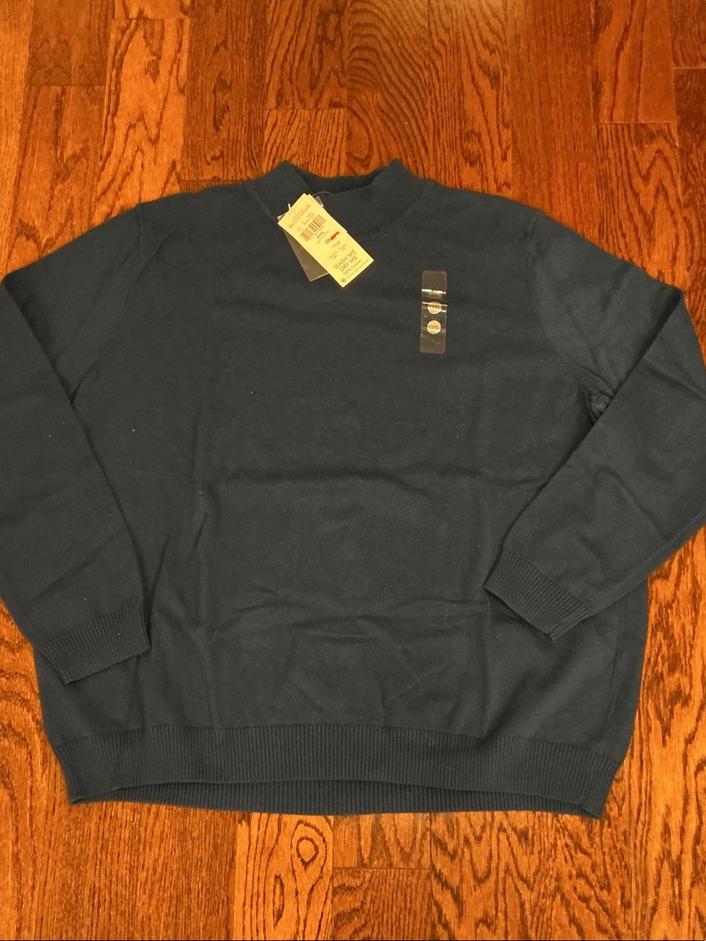 Women’s cotton crewneck sweater bnwt
